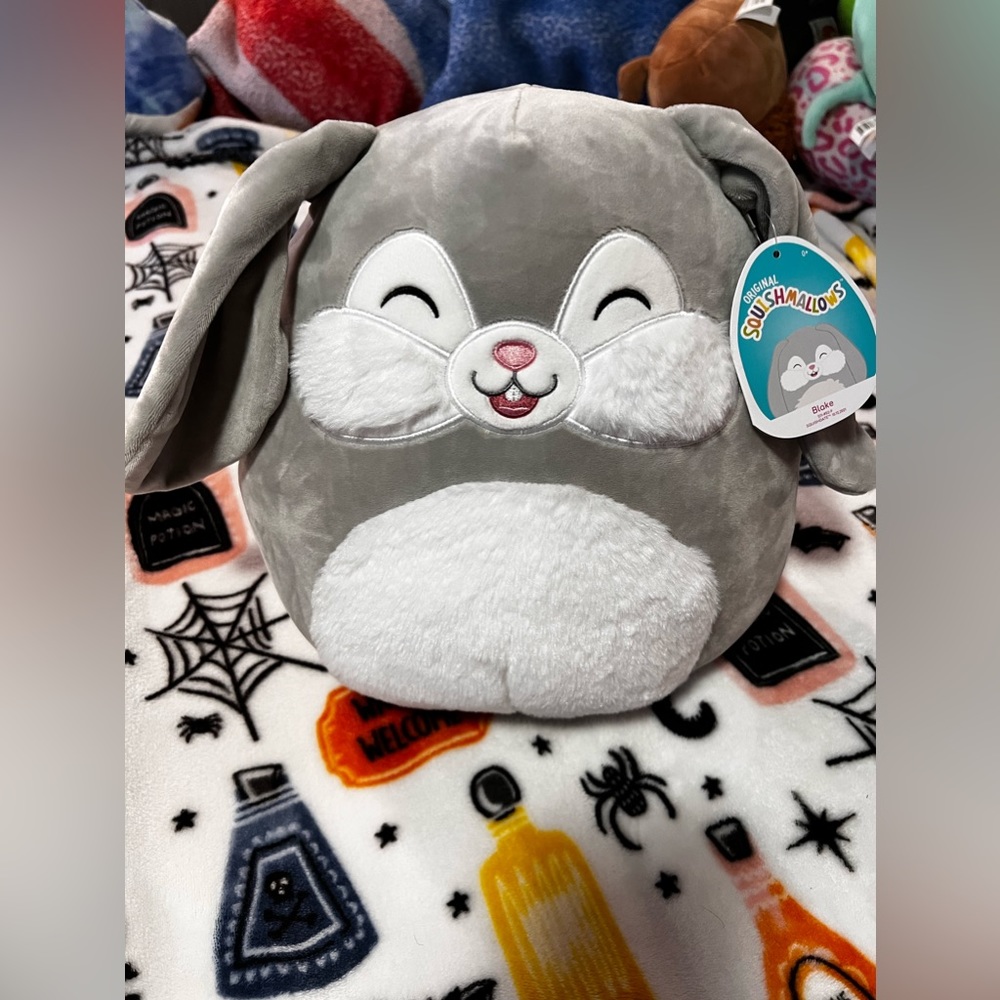 Blake The Bunny 2022 Easter SQUISHMALLOW